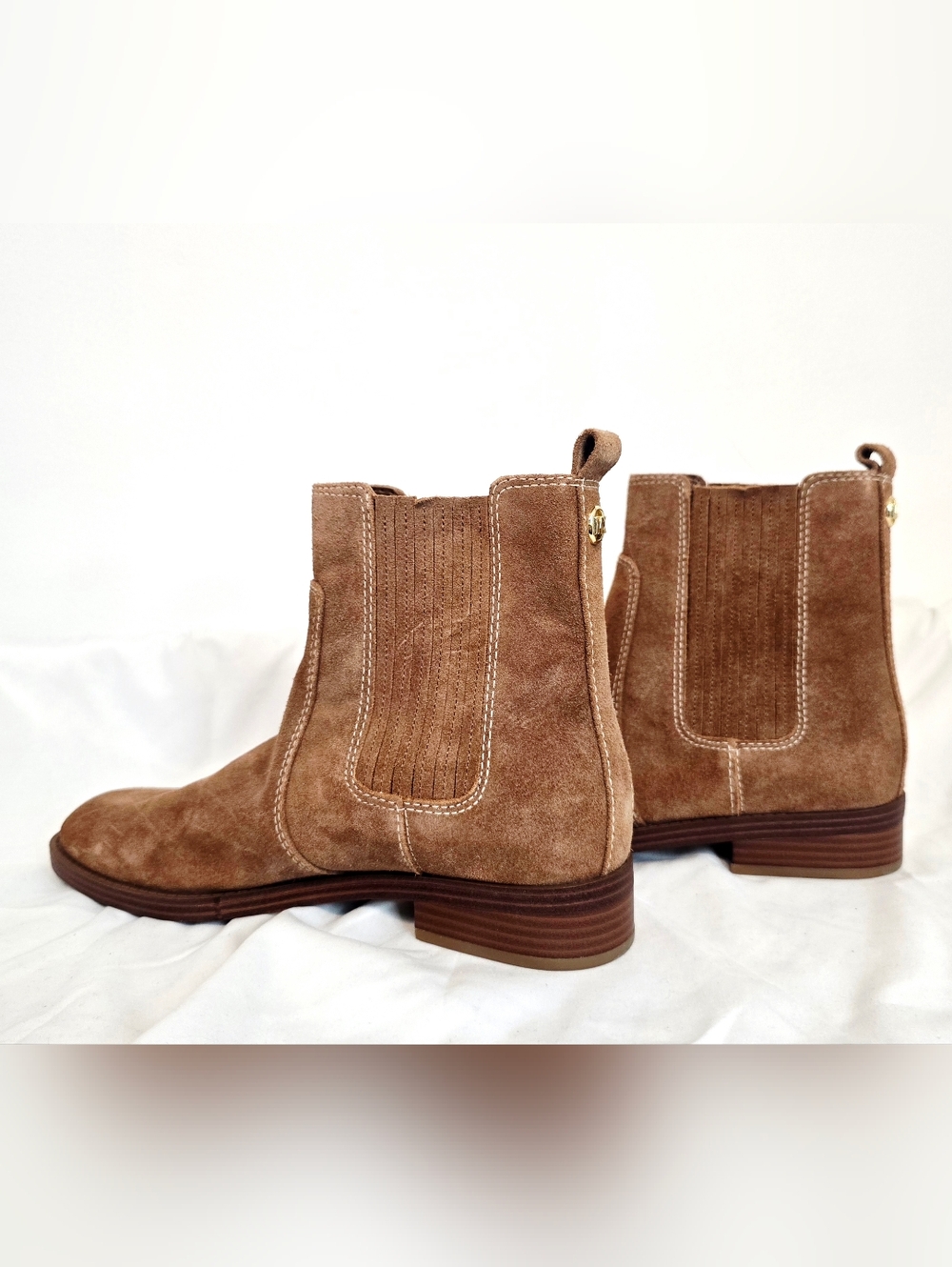 Michael Kors Suede Chelsea Ankle Boots Brown Leather Pull-On Low Heel Classic 8 - Picture 5 of 9